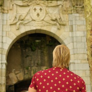 Burgundy Fleur-de-lis – T-Shirt 4